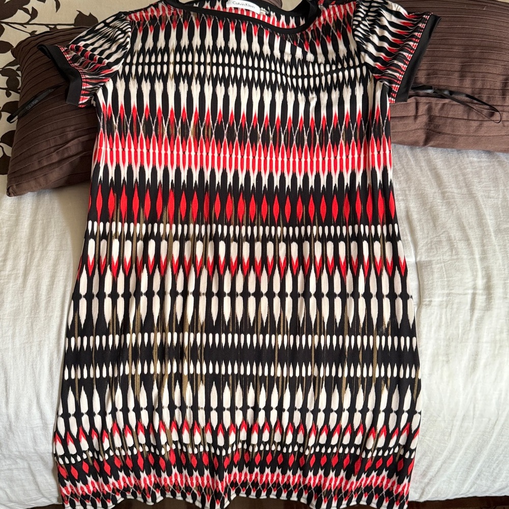 Calvin Klein Black and Red Patterned Midi Dress